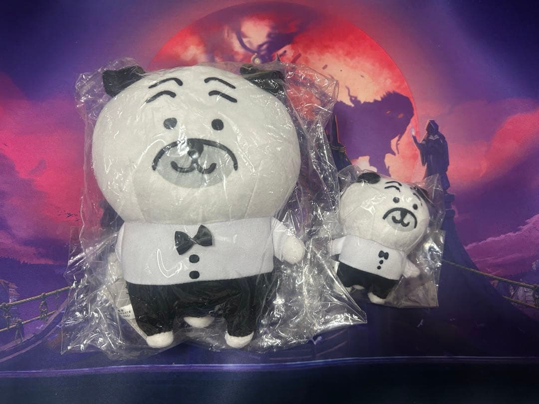 自分ツッコミくま カフェ パグさん ぬいぐるみ マスコット ナガノのくま Amazon.co.jp: 自分ツッコミくま ナガノマーケット パグさん