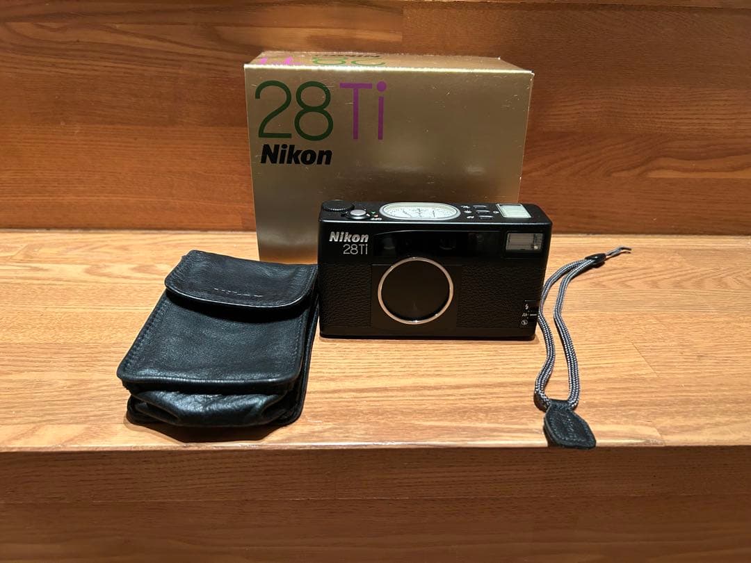 Nikon 28Ti コンパクトフィルムカメラ Nikon（ニコン）28Ti／ニコンが本気で手がけた高級コンパクト