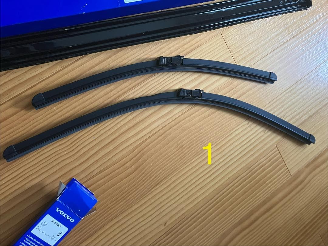 VOLVO フロント ワイパー 31276071 2箱セット