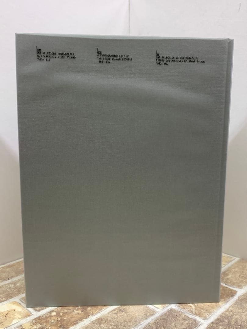STONE ISLAND ARCHIVIO '982–'012 ハードカバー - メルカリ