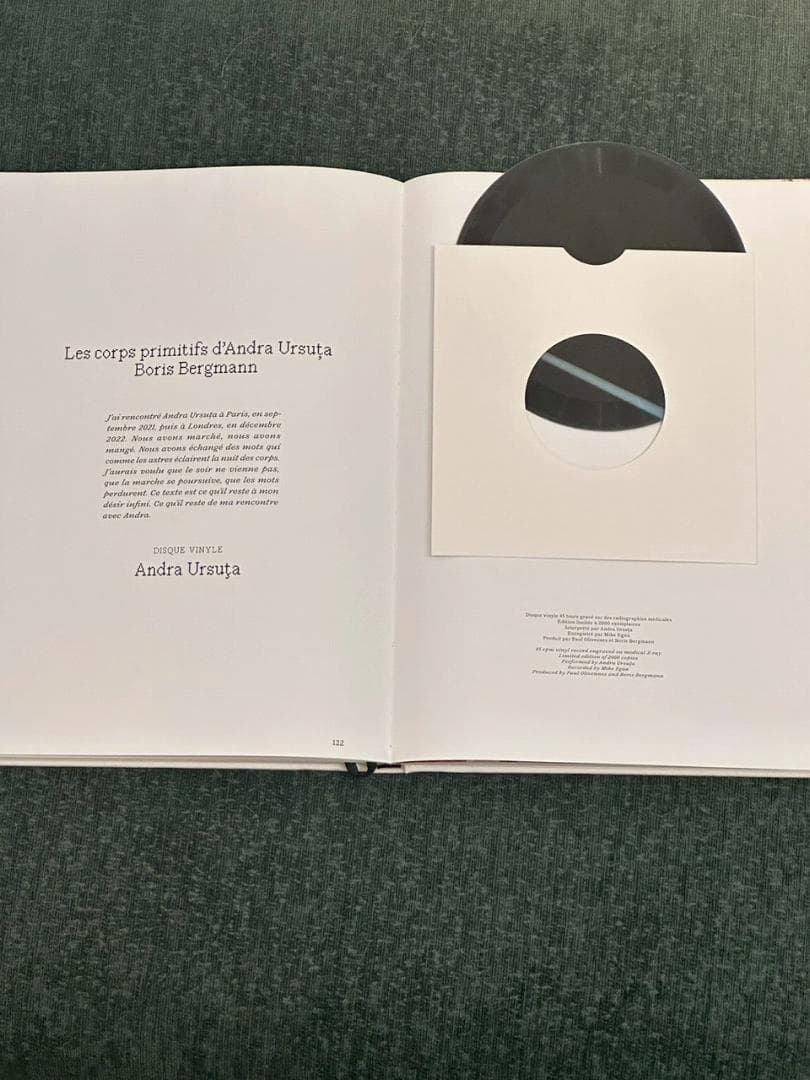 MAGMA IS A FORUM FOR ARTISTIC EXPRESSION - メルカリ