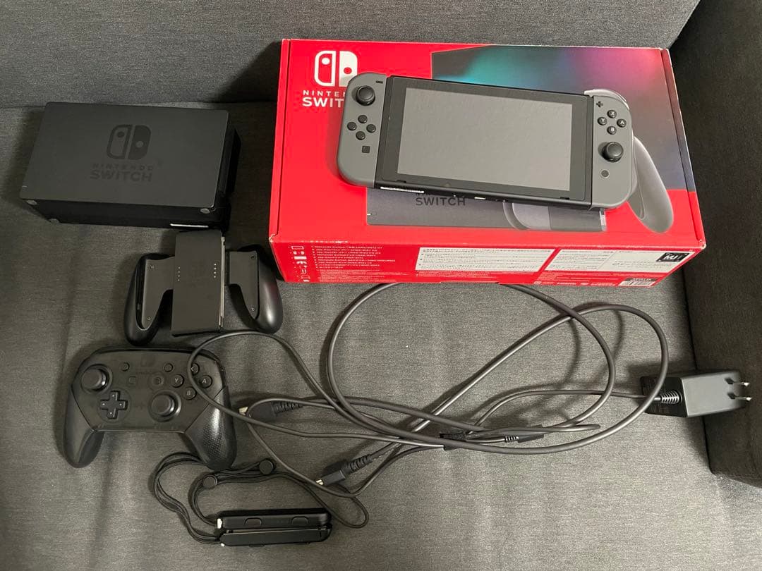 Nintendo Switch 本体 グレー Joy-Con 付属 任天堂（Nintendo） 新型 スイッチ Switch 本体 完品 ジョイコン Joy