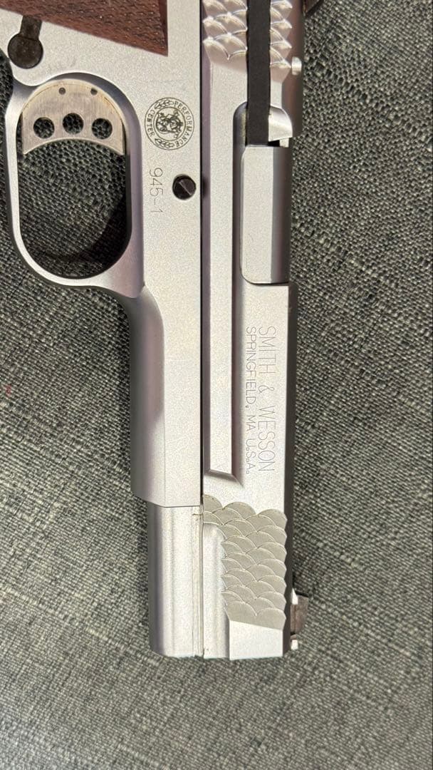 美品 KSC S&W M945 ステンレスシルバーモデル JASG安全基準適合 - メルカリ