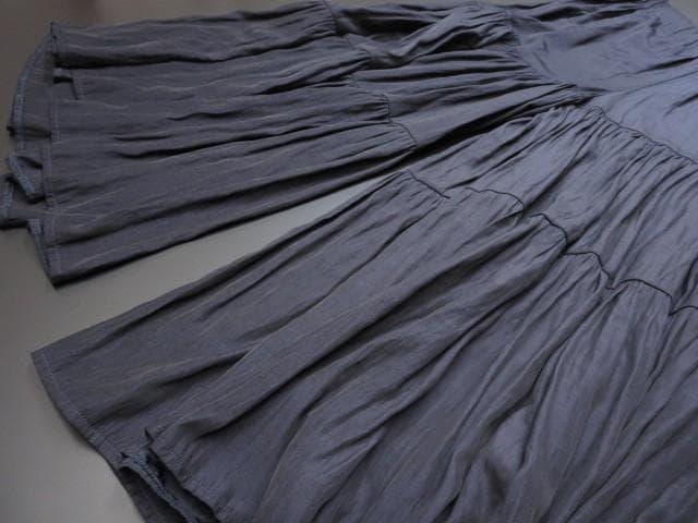 新品未使用品*洋服屋*4298*シズカコムロ*ガウチョパンツ*サイズ*42