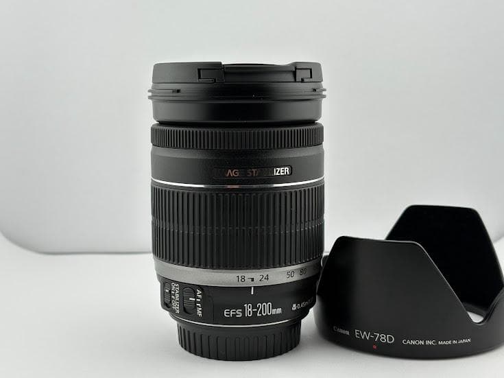 ★極上美品★キヤノンCANON EF-S18-200mm F3.5-5.6 IS