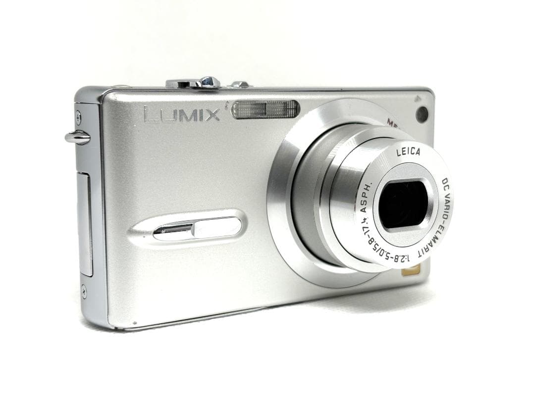 パナソニック　Panasonic LUMIX DMC-FX9 シルバー《元箱付》