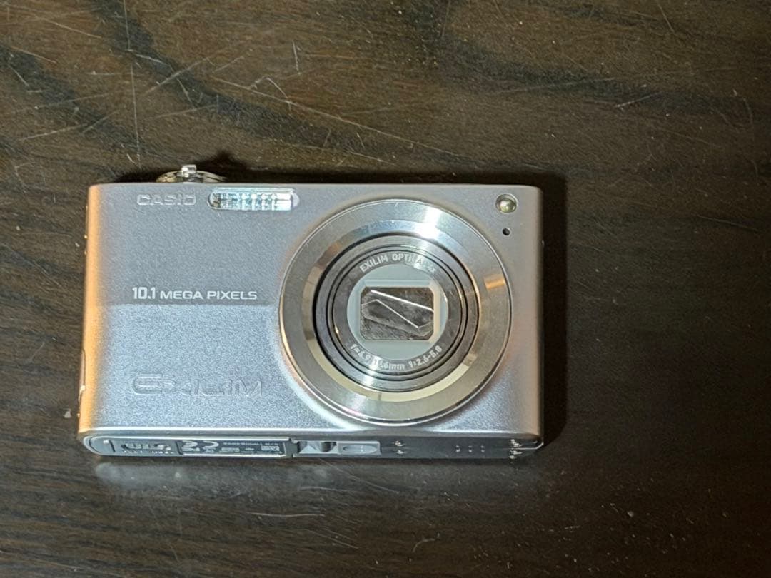 デジタルカメラ CASIO EXILIM EX-Z200 10.1MP