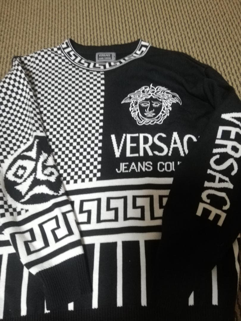 希少90s versace 総柄ニット メデューサ セーター ヴェルサーチ - メルカリ