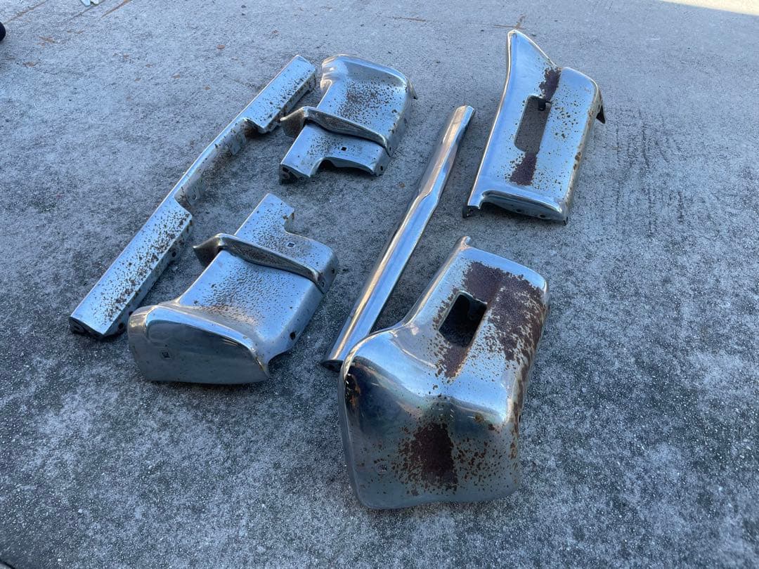 m*3様 64 インパラ フロントバンパー&リアバンパー セット - メルカリ