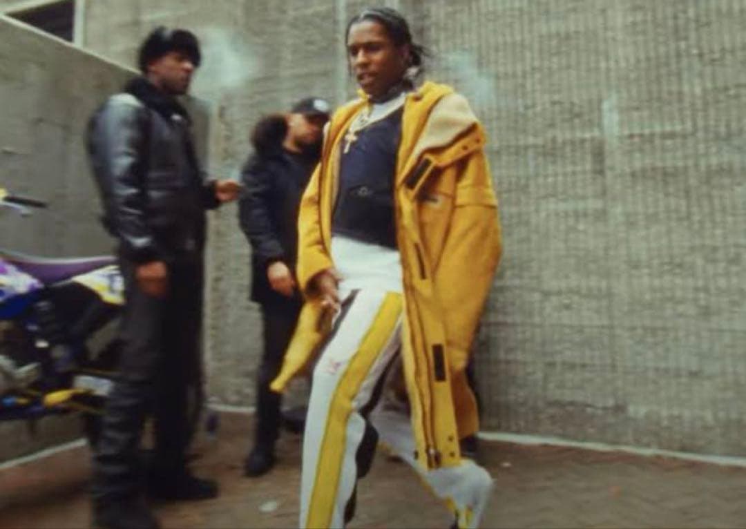 NAPA by MARTINE ROSE 菅田将暉着用 - メルカリ