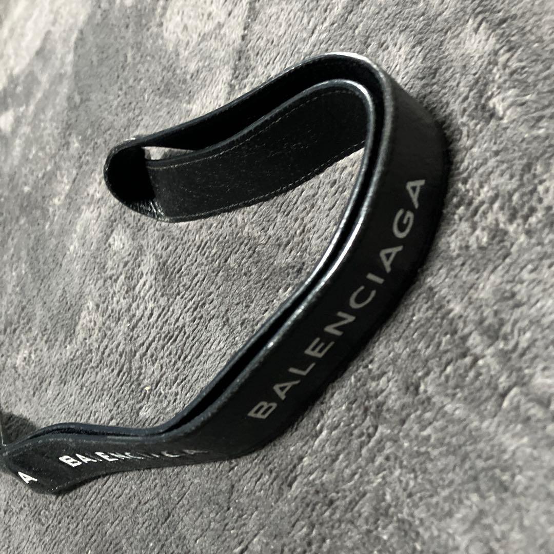 バレンシアガ ネックストラップ ネックウォレット ネックレス - メルカリ