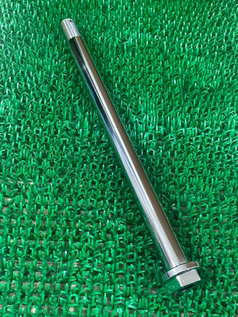 ひ*ざ様 希少 カワサキ 79〜80 Z1000 MK-2 クロモリリアシャフト ひ*ざ様 希少 カワサキ 79〜80 Z1000 MK-2 クロモリリアシャフト