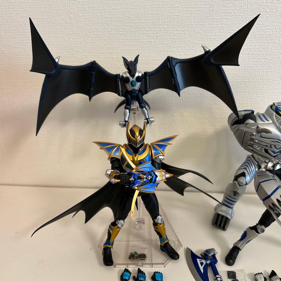 S.H.figuarts フィギュアーツ 仮面ライダータイガ ミラーモンスター付