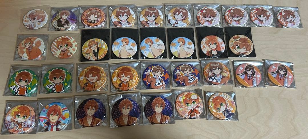 すとぷり ジェル 缶バッジまとめ売り - メルカリ