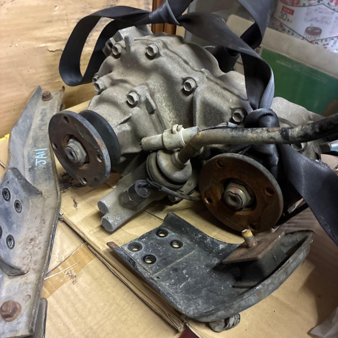 ja11トランスファー　5型　MTから取り外し。4wdスイッチあります。 JA11 トランスファー・4WDスイッチ交換（スズキ ジムニー・JA11）by