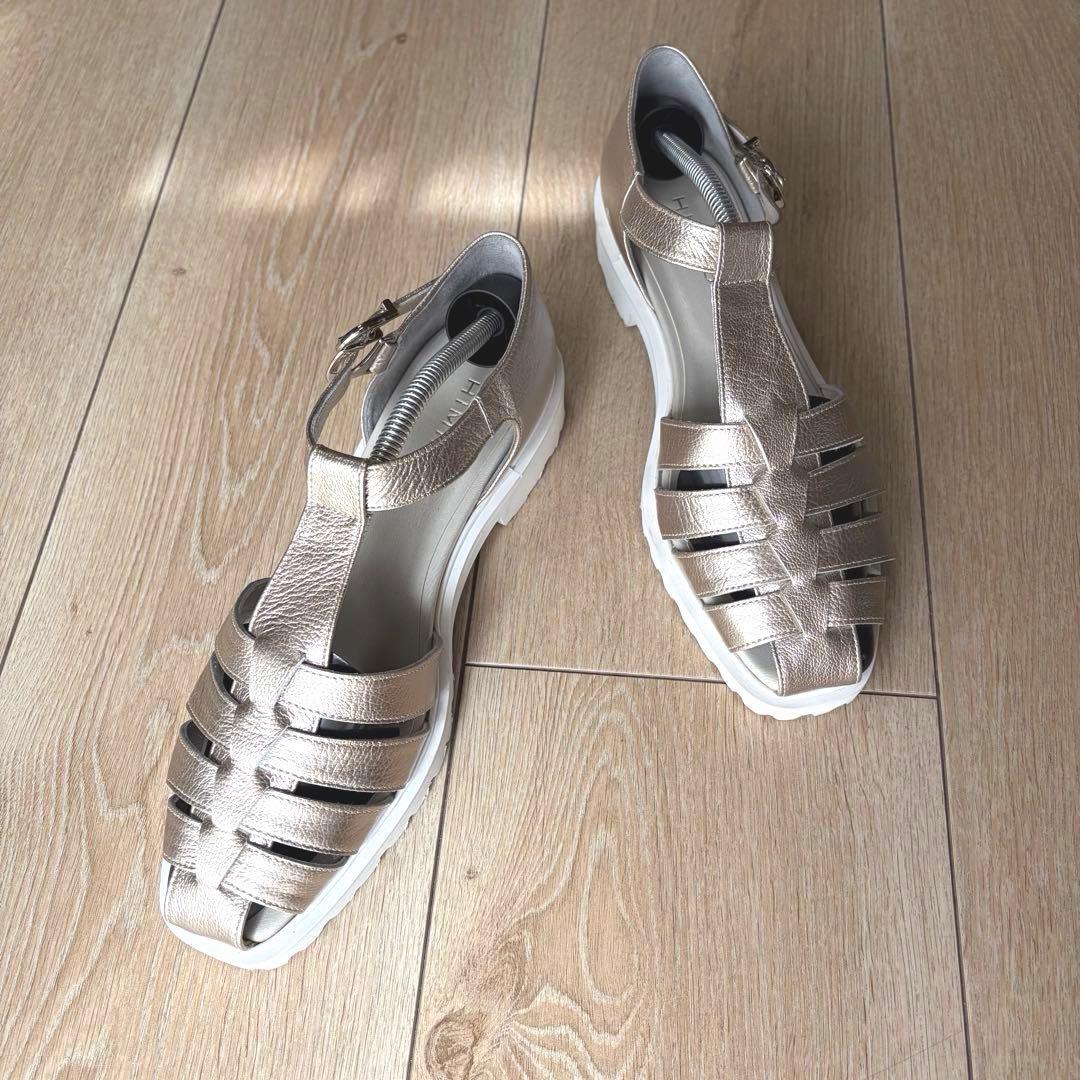 美品✨卑弥呼 HIMIKO シルバー ストラップサンダル 24cm 春夏 - メルカリ