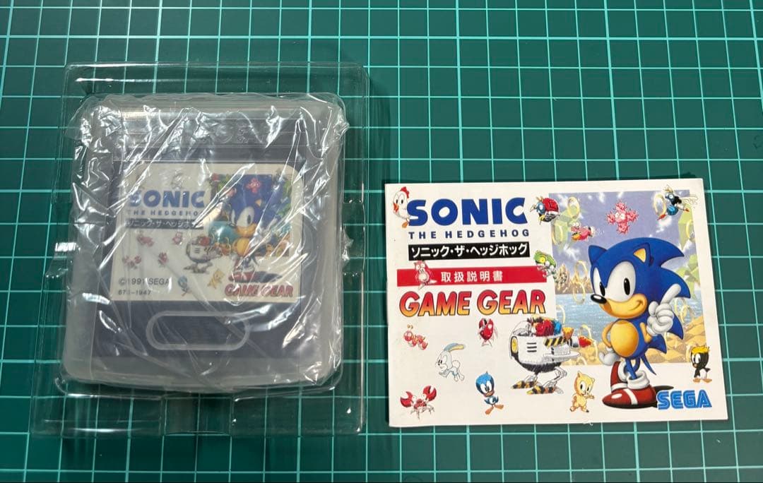 ゲームギア 美品 ソニックザヘッジホッグ 箱、説明書付き - メルカリ