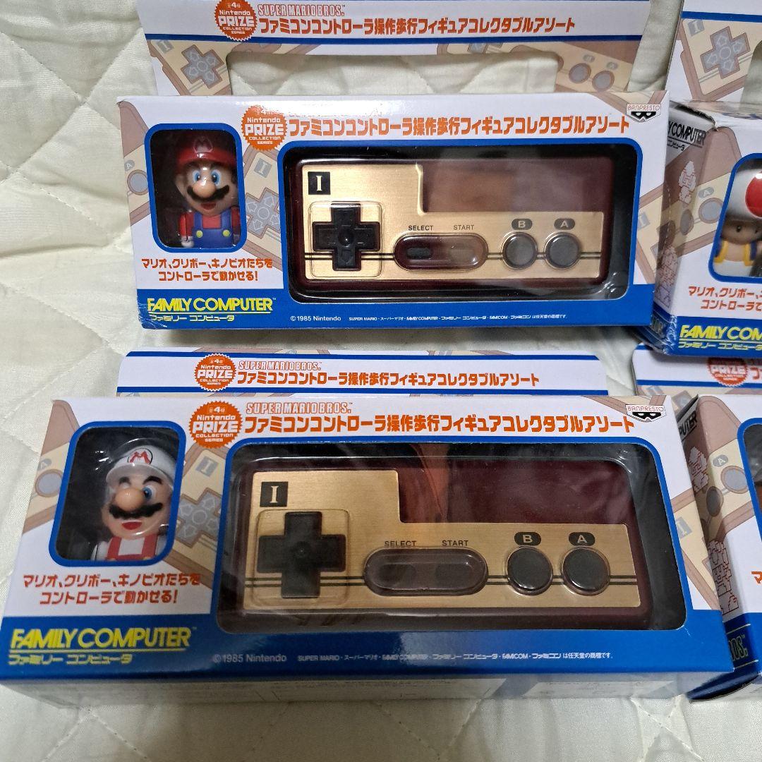 マリオ ファミコンコントローラー操作歩行フィギュアコレクタブル