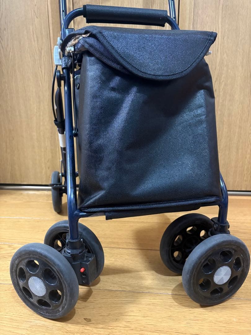 マキテック　らくらくスリムバスケット　カゴ乗せOK 4.2kg 軽量　改札OK