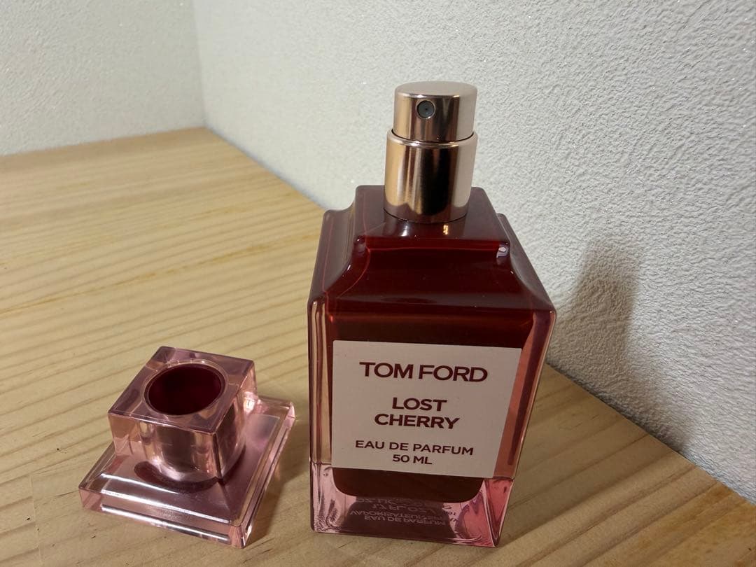 SR/9.10/13 トムフォード　ロストチェリー　50ml