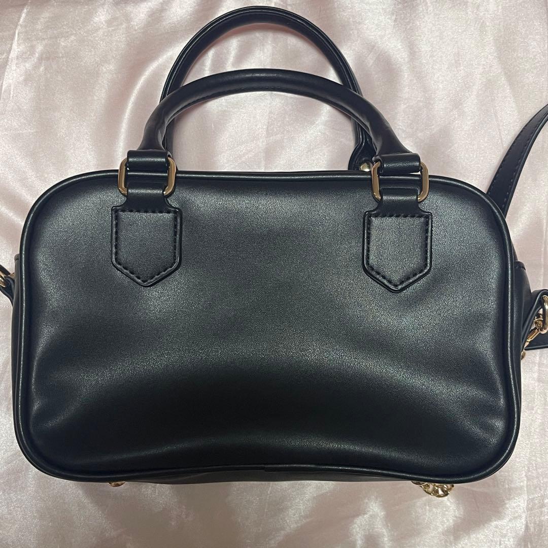 LIZLISA キルティングリボンチャームポシェット - メルカリ