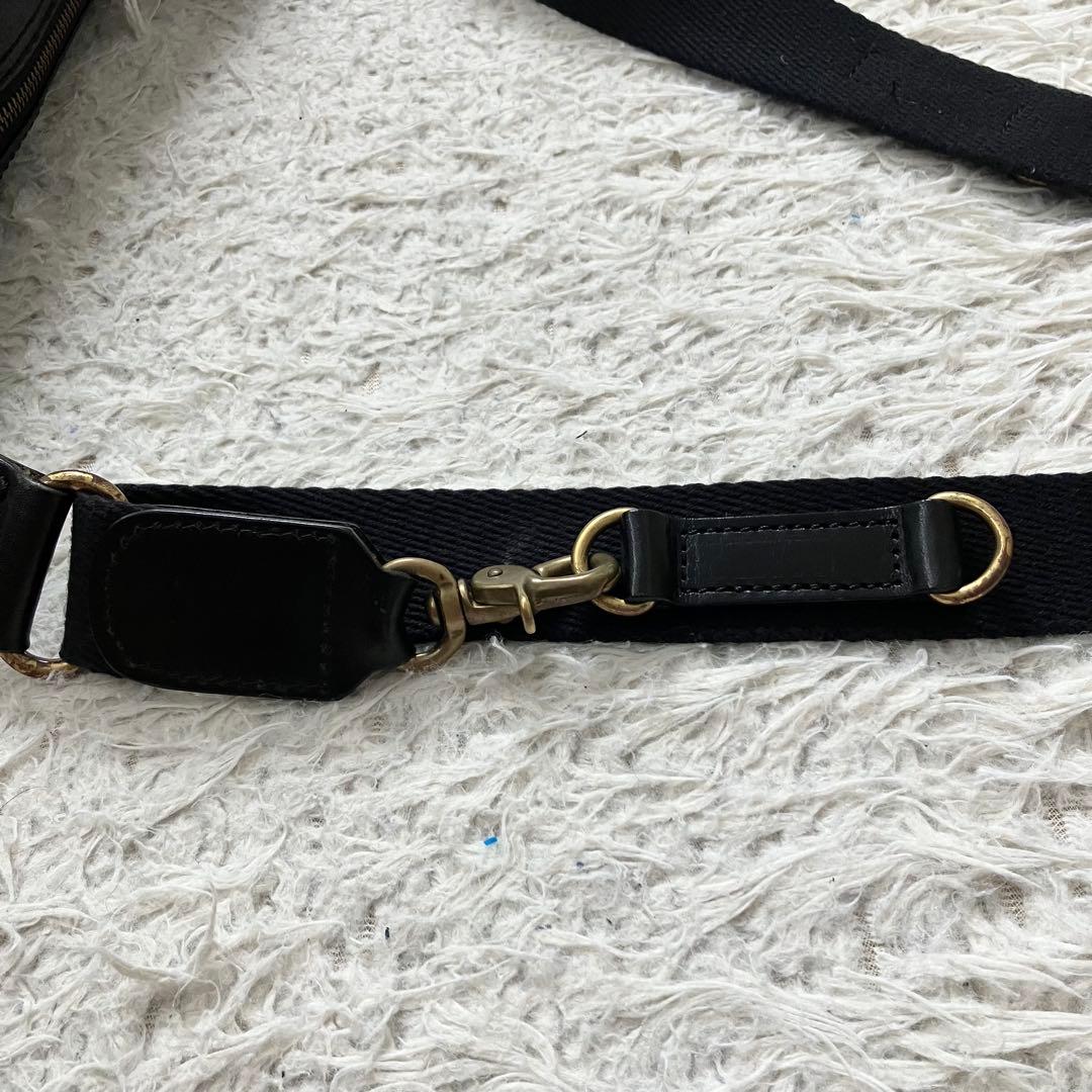 《美品高品質早い者勝ち》クオドロquadroリアルレザー本革ショルダーバッグ