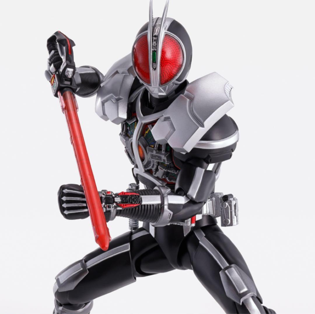 S.H.Figuarts 真骨彫製法 仮面ライダーファイズ アクセルフォーム