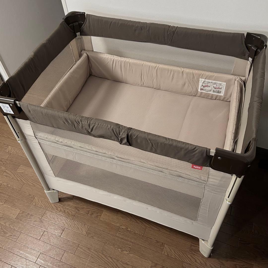 アップリカ　ココネルエアー　ベビーベッド ココアブラウン Amazon.co.jp: アップリカ(Aprica) 折り畳みミニベビーベッド
