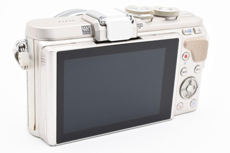 デジタルカメラ OLYMPUS E-PL8,14-42mm F/3.5-5.6 EZ ED