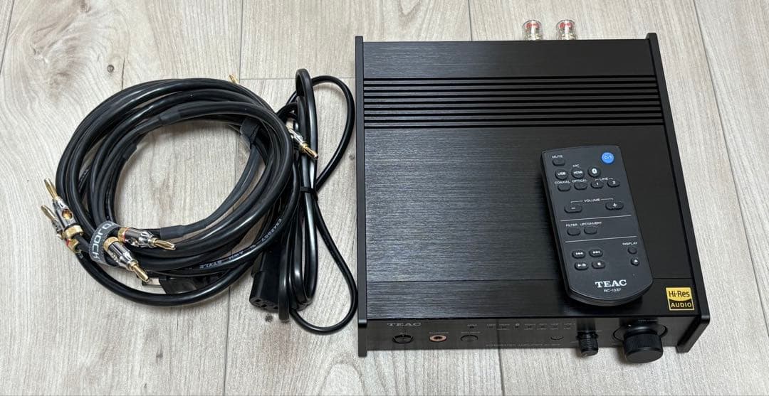 TEAC AI-303 ブラック TEAC - AI-303/ブラック（HDMI・USB DAC・Bluetooth搭載プリメイン