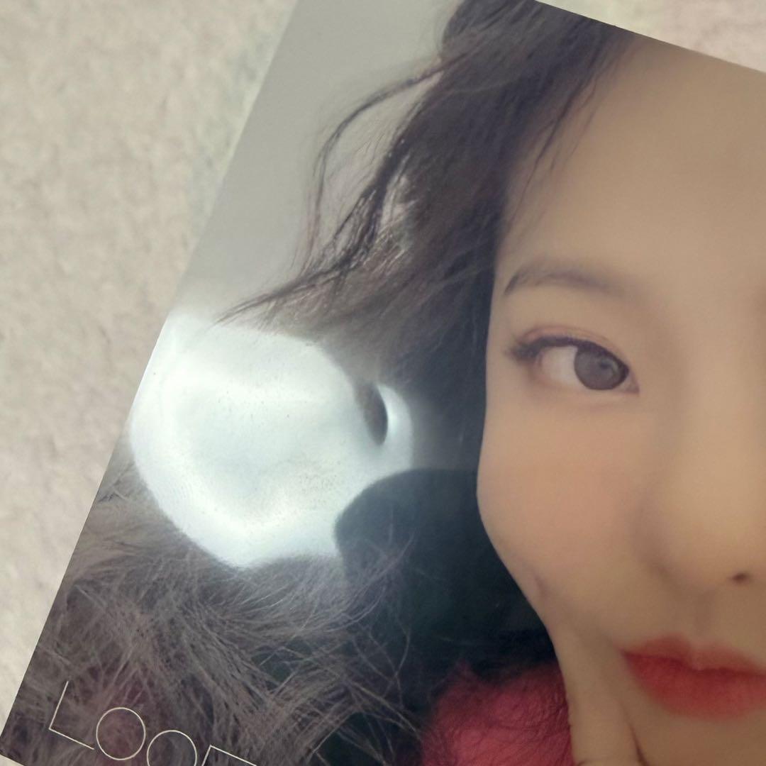 loona hula hoop CD トレカ ゴウォン ビビ - メルカリ