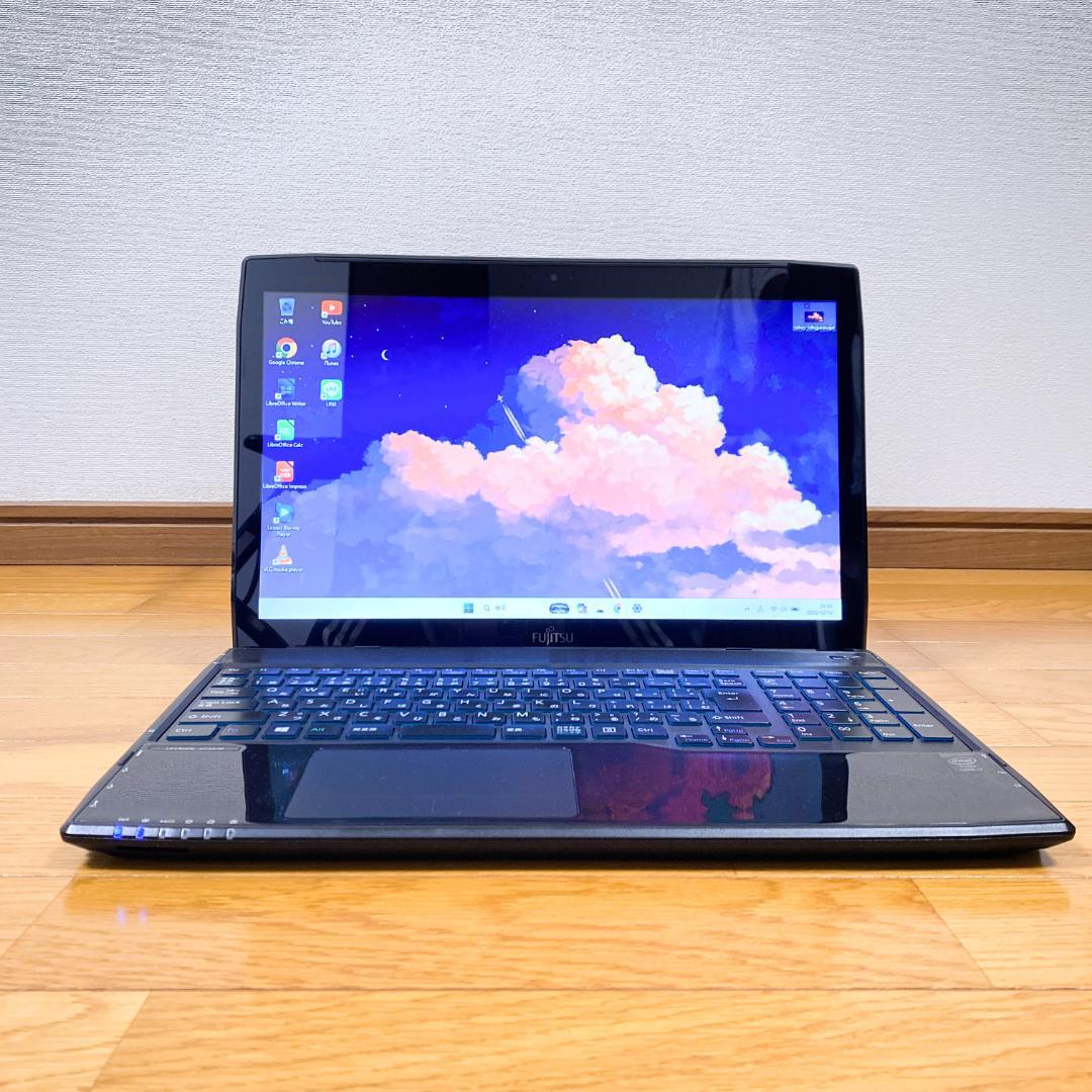 Corei7搭載✨メモリ16 SSD256 富士通ノートパソコン タッチパネル