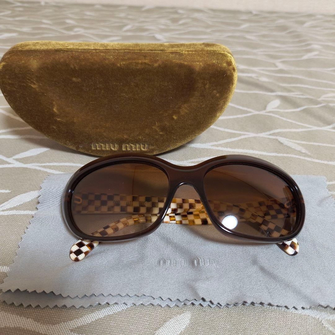Miu Miu ミュウミュウ ブラウン サングラス ケース付き ブロック柄