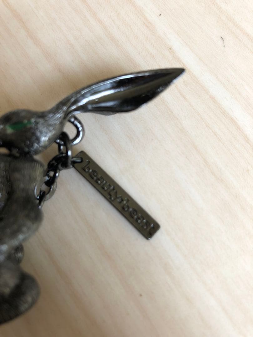 beauty:beast ダークナイトキーホルダー 完品！うさぎ