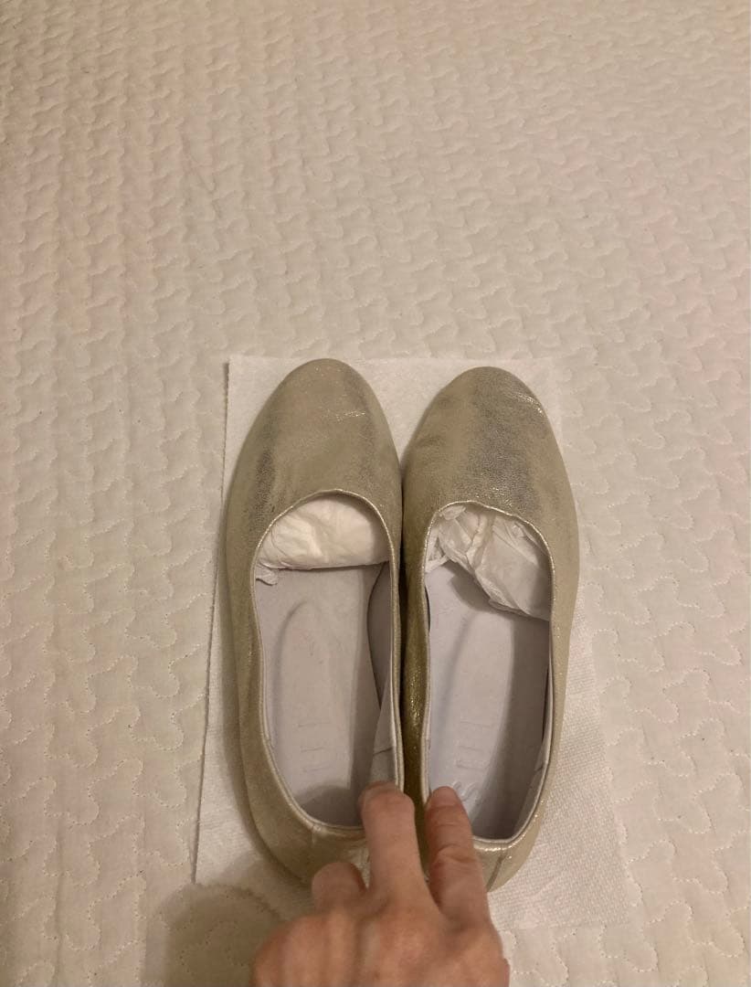 美品! SUI シューズ シャンパンゴールド 23.5 北欧、暮らしの道具店 美