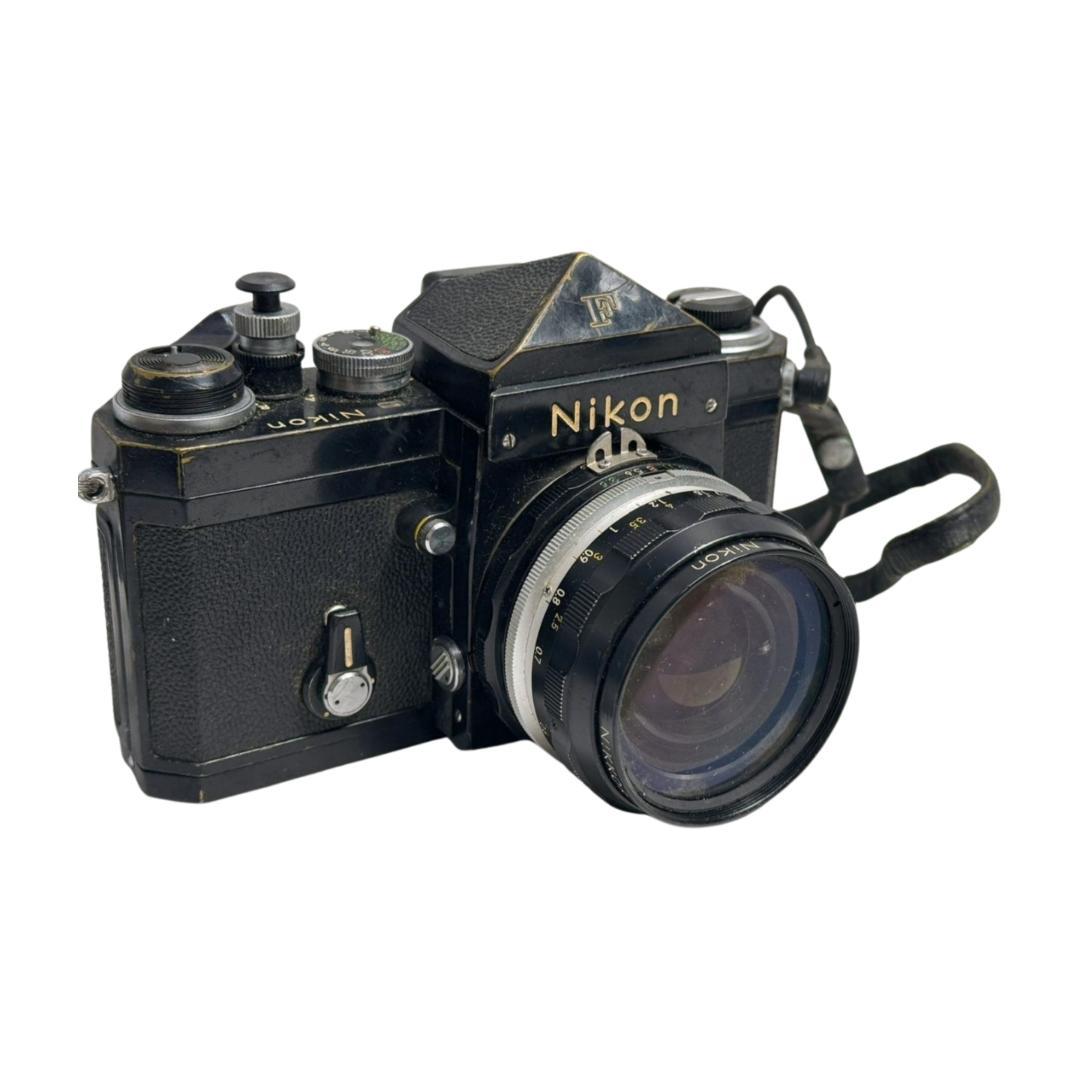 (ニコン) Nikon Ｆ アイレベル　ブラック 赤城耕一：第5回 ブラックにするか、シルバークロームにするか、それが