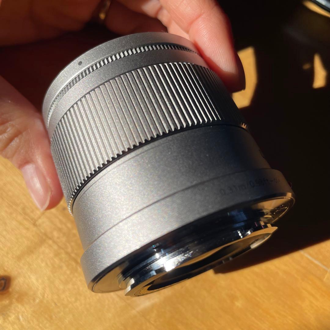 Panasonic 42.5mm F1.7 ASPH. レンズ