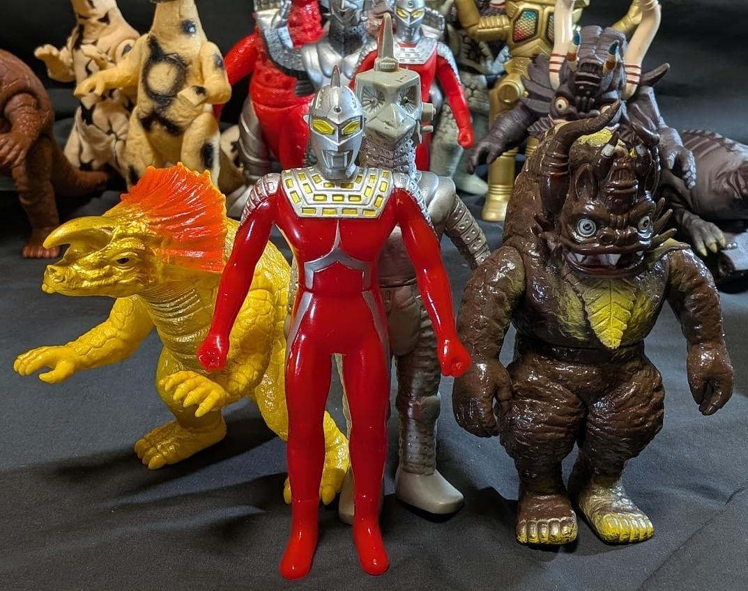ウルトラセブン＆登場怪獣・宇宙人（バンダイ）ソフビフィギュア15体