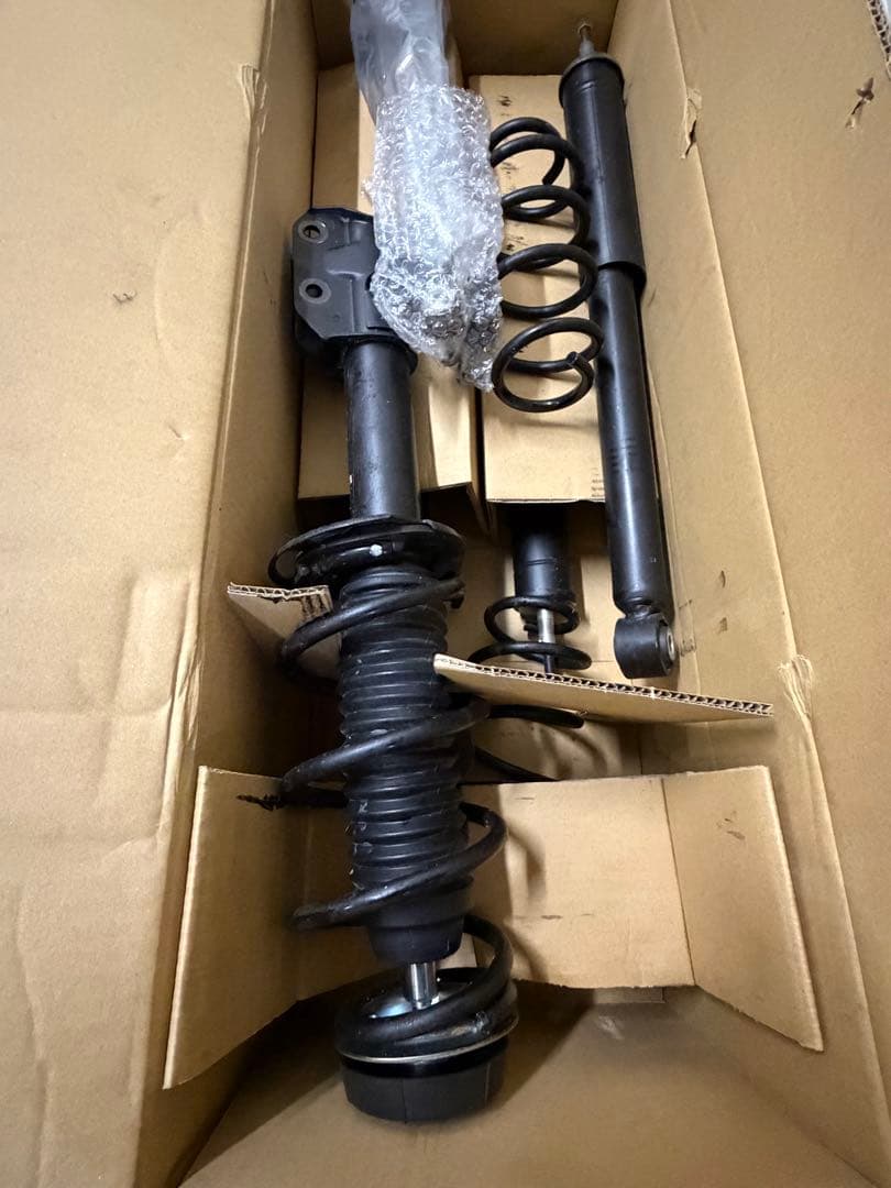 じ*る様 スイフトスポーツ ファイナルエディション ZC33S 純正サスペンショ スズキはユーザーの心を理解している。乗って楽しいスイフトスポーツに