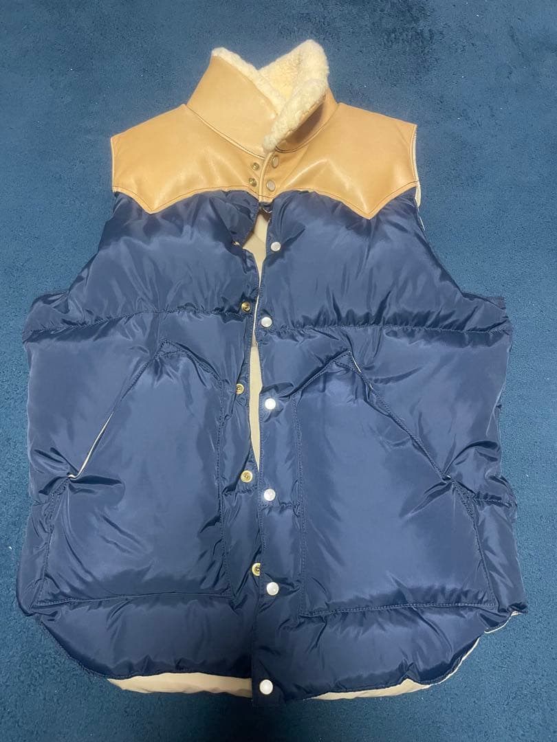 Rocky Mountain Featherbed ダウンベスト 36サイズ - メルカリ