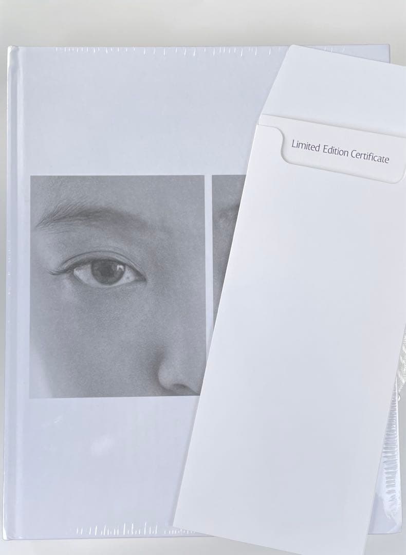 JENNIE <J2NNI5> POP UP ジェニ Photobook 特典付 JENNIE <J2NNI5> POP UP ジェニ Photobook 特典付 - メルカリ