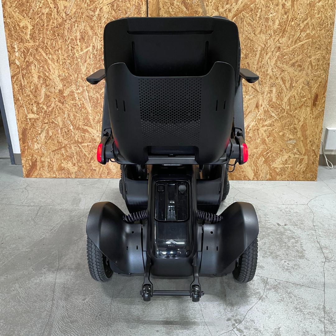 ☆年末セール☆中古美品☆WHILL Model C2 電動車いす シニアカー 白