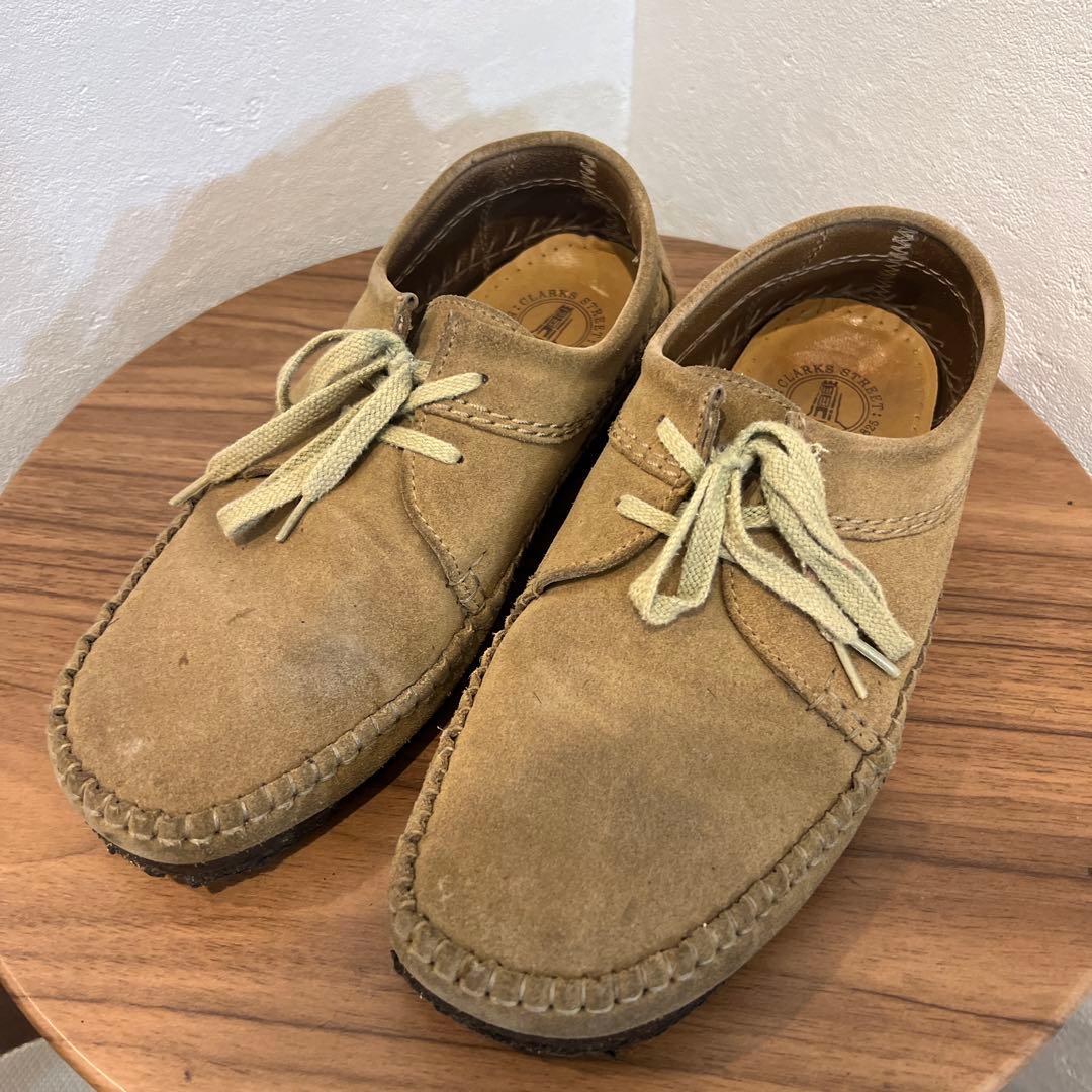 Clarks Originals ベージュ - メルカリ