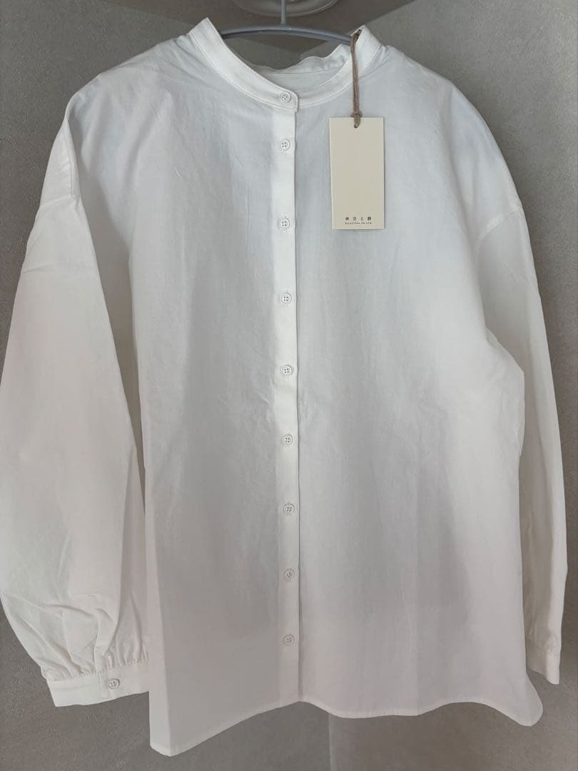 しろくま様専用」休日と詩 アコーディオンブラウス - メルカリ