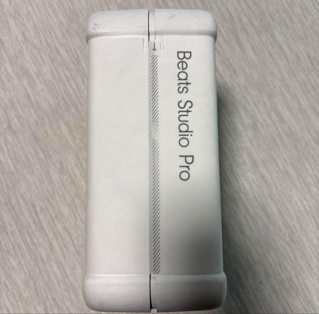 Beats Studio Pro ワイヤレスヘッドホン サンドストーン - メルカリ