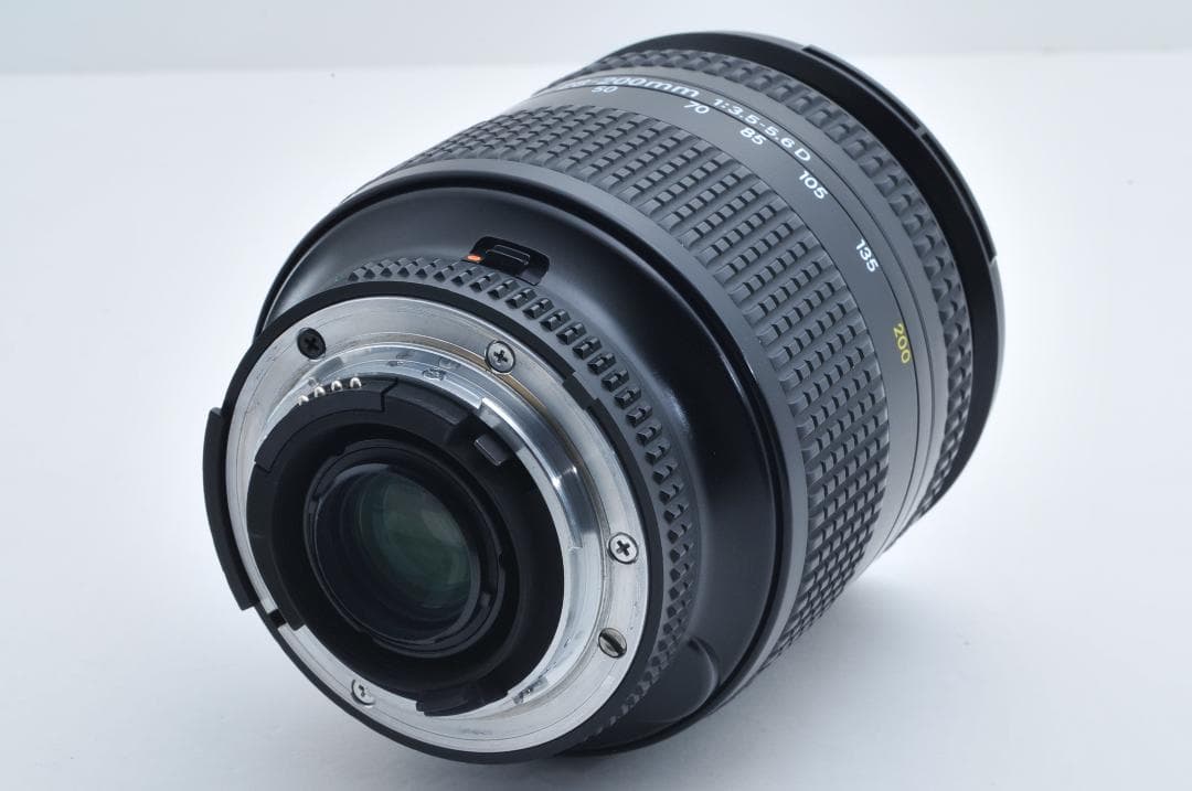 ニコン Nikon AF NIKKOR 28-200mm F3.5-5.6 D