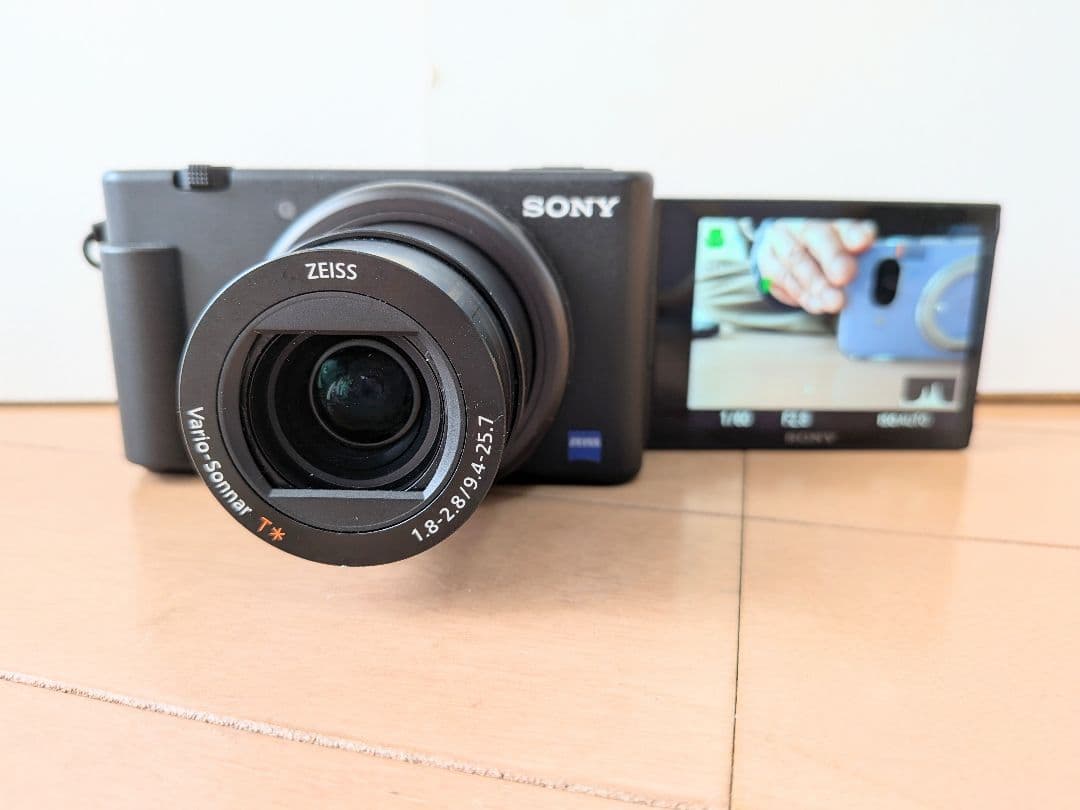 SONY VLOGCAM zv-1、箱、説明書、バッテリー2個 美品 - メルカリ