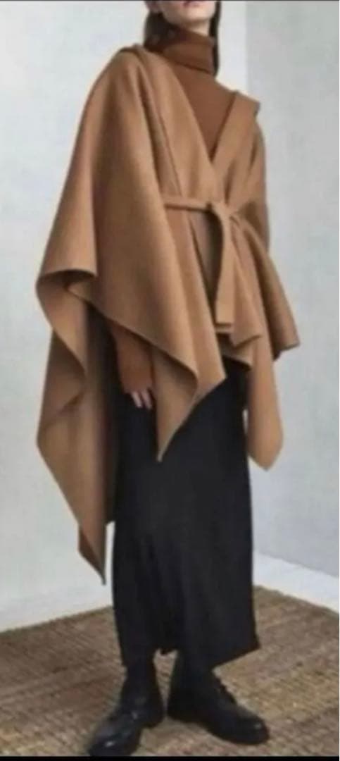 セオリー☆ NEW DIVIDE LUXEポンチョコート未使用キャメル - メルカリ