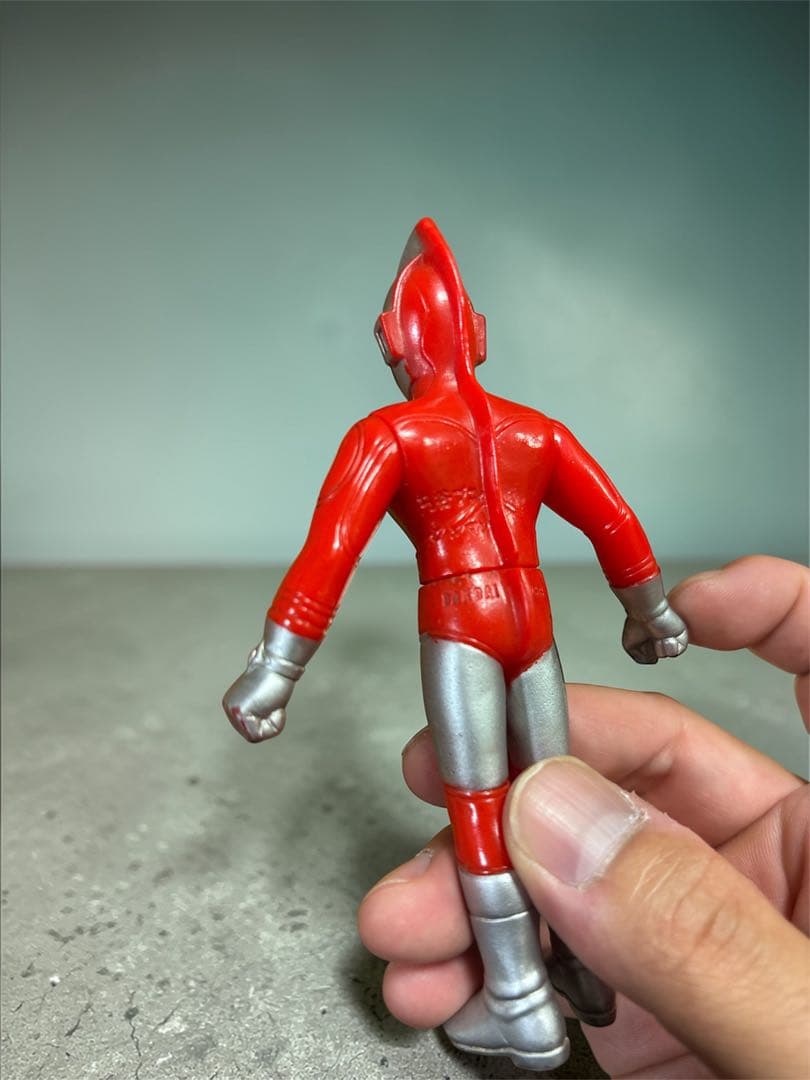 BANDAI ウルトラマン ソフビ 1988 日本製 - メルカリ