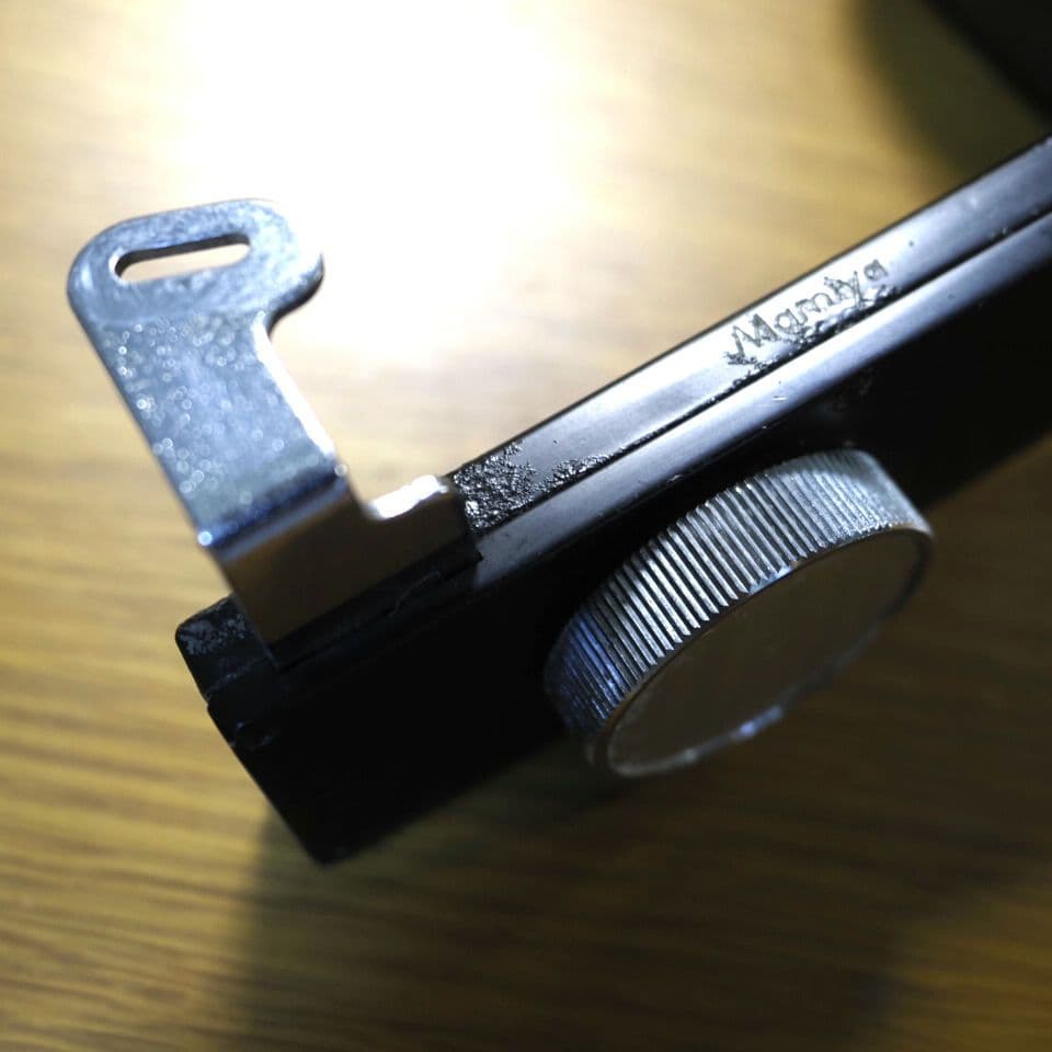 Mamiya 中判カメラ用グリップ 金属 レザー 角度調整可能 - メルカリ